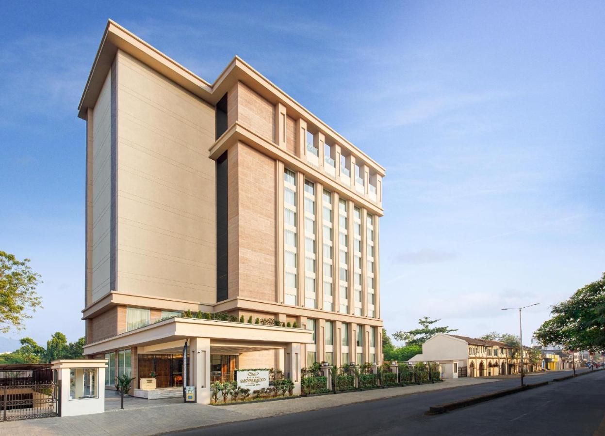 Bellevue Sarovar Premiere Junagadh Hotell Eksteriør bilde