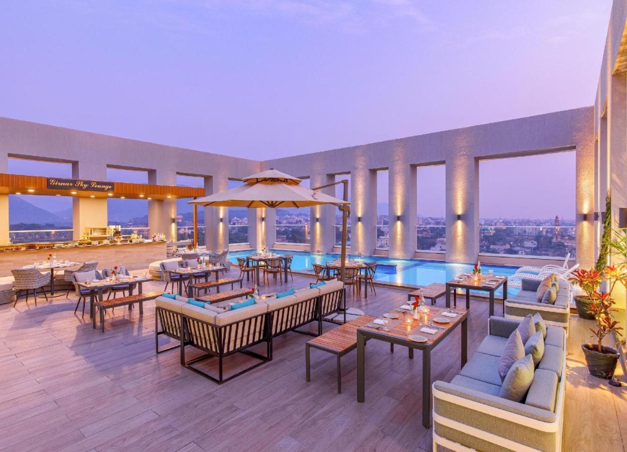 Bellevue Sarovar Premiere Junagadh Hotell Eksteriør bilde